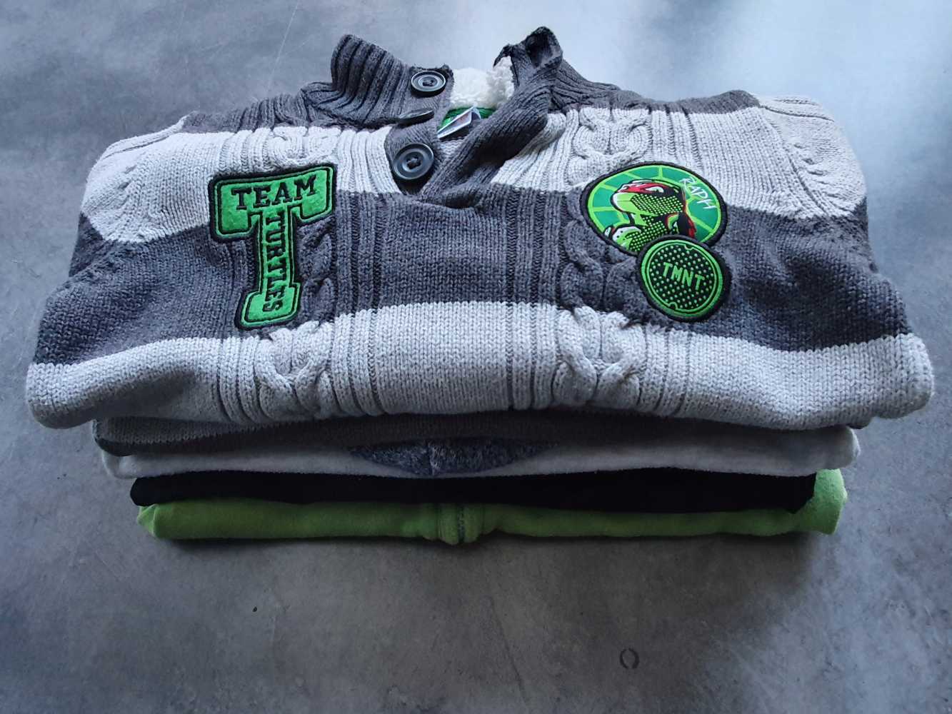 Pulcsi csomag - 122/128 fiú - Image 2