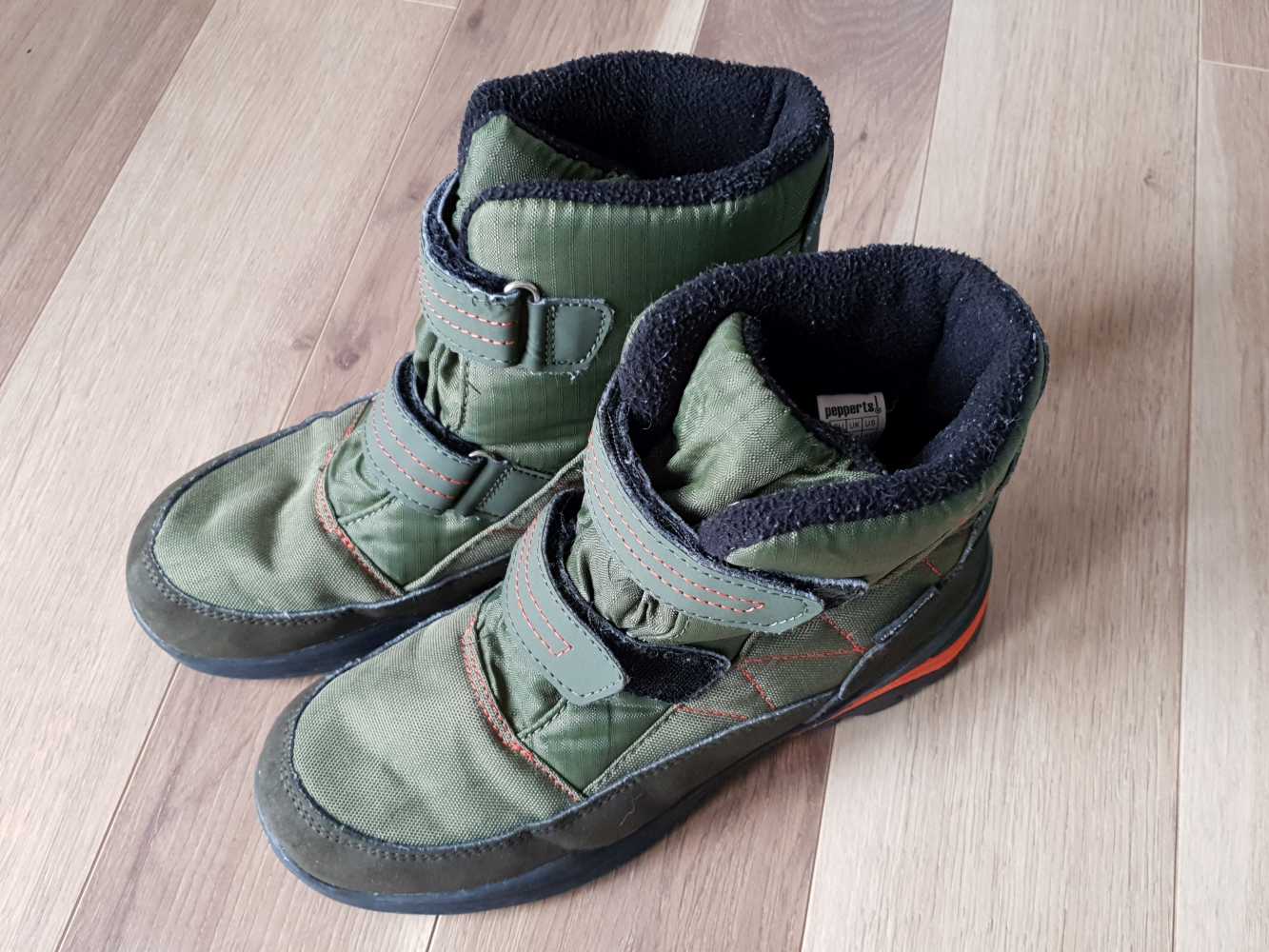 Nyűhető meleg, szép állapotú téli bakancs 36-os méretben, Pepperts (Lidl) márkájú.