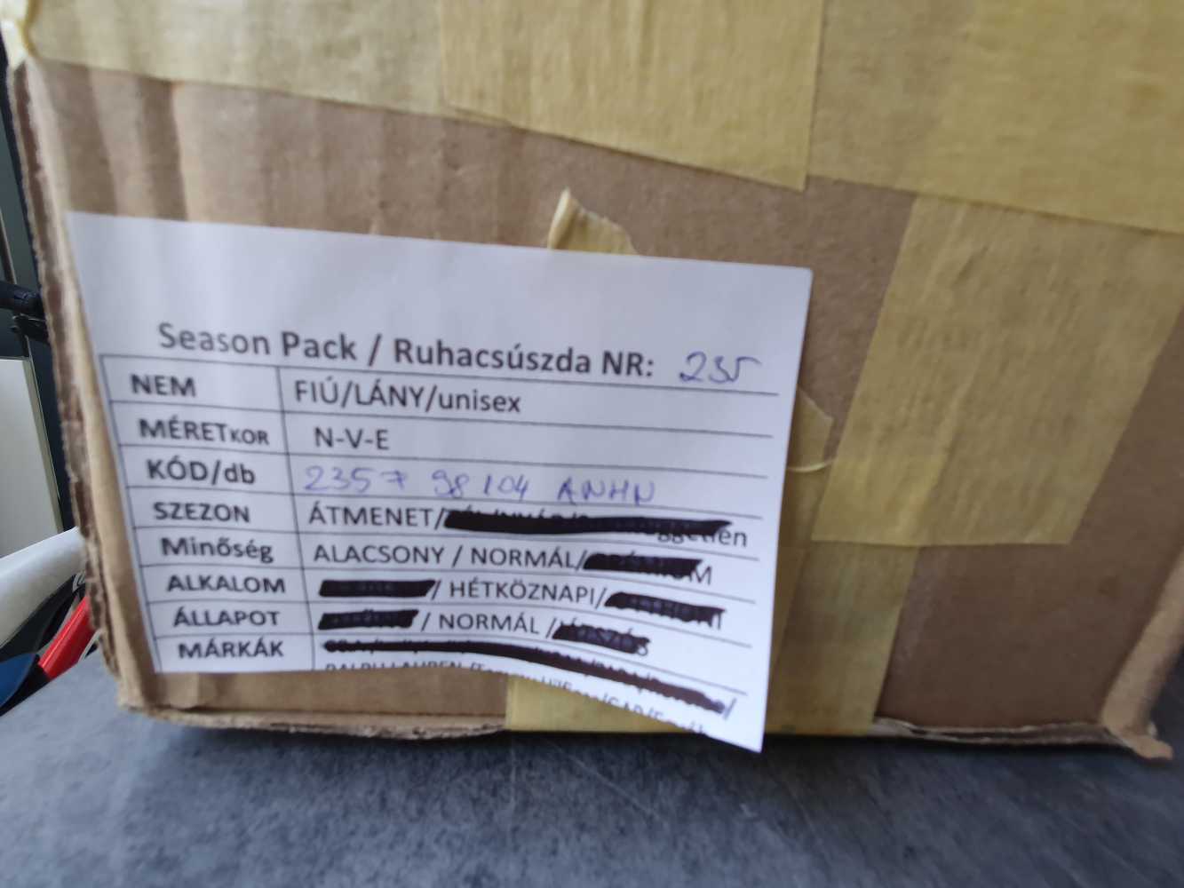 Csak felsőruházat - 98/104 fiú - Image 3