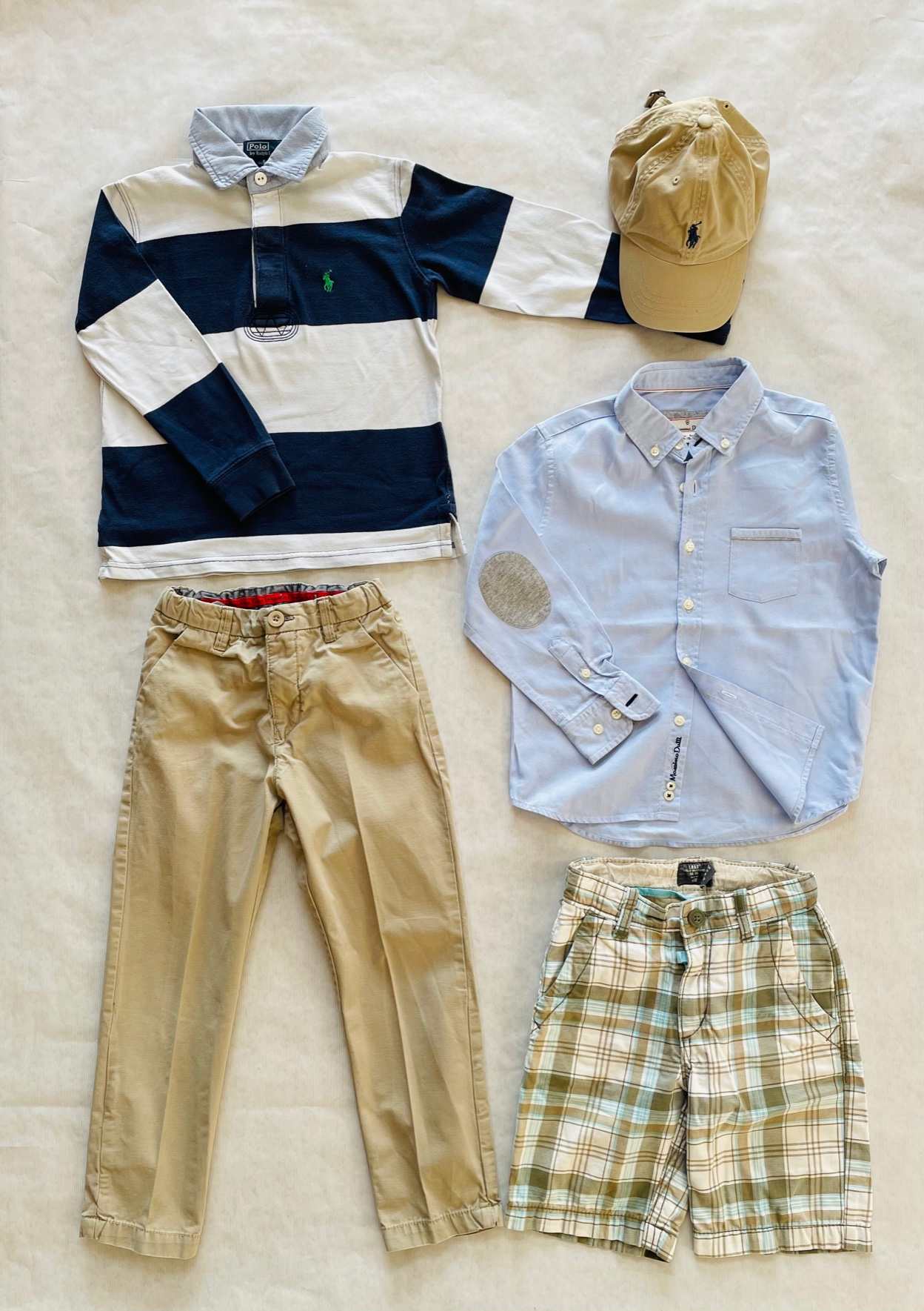 Ha szeretnéd, hogy a gyermeked elegáns legyen! 5 db-os prémium márkás szett elegáns 4-6 éves (méret: 110-116) kispasiknak: 1 nadrág, 1 Massimo Dutti ing, 1 Ralph Lauren hosszú ujjú, 1 Ralph Lauren sapka, 1 H&M rövid nadrág